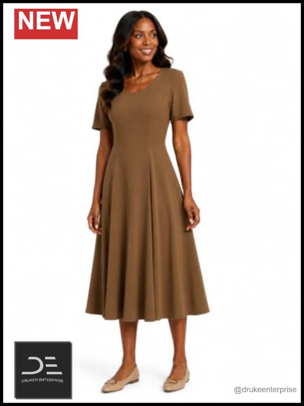 Midi Fit Flare Dress Short Sleeve Round Neck Pockets